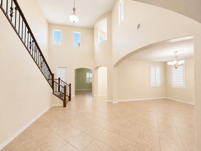 Foto del edificio - 2595 E Ebony Dr