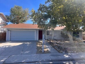 Building Photo - 1061 James Ln
