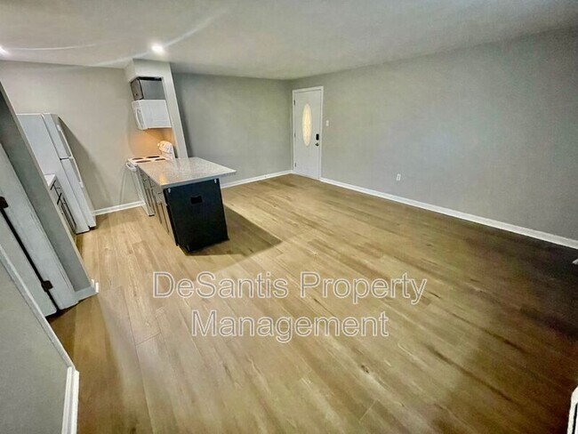 Foto del edificio - 946 Carle St