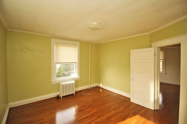 Foto del edificio - 5401 Catalpha Rd