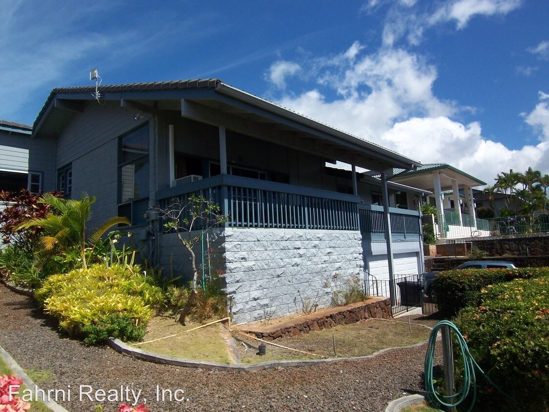 Primary Photo - 3 br, 2 bath House - 98-1024 Alania St