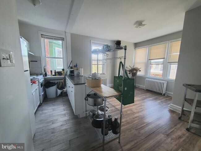 Foto del edificio - 4960 Chestnut St