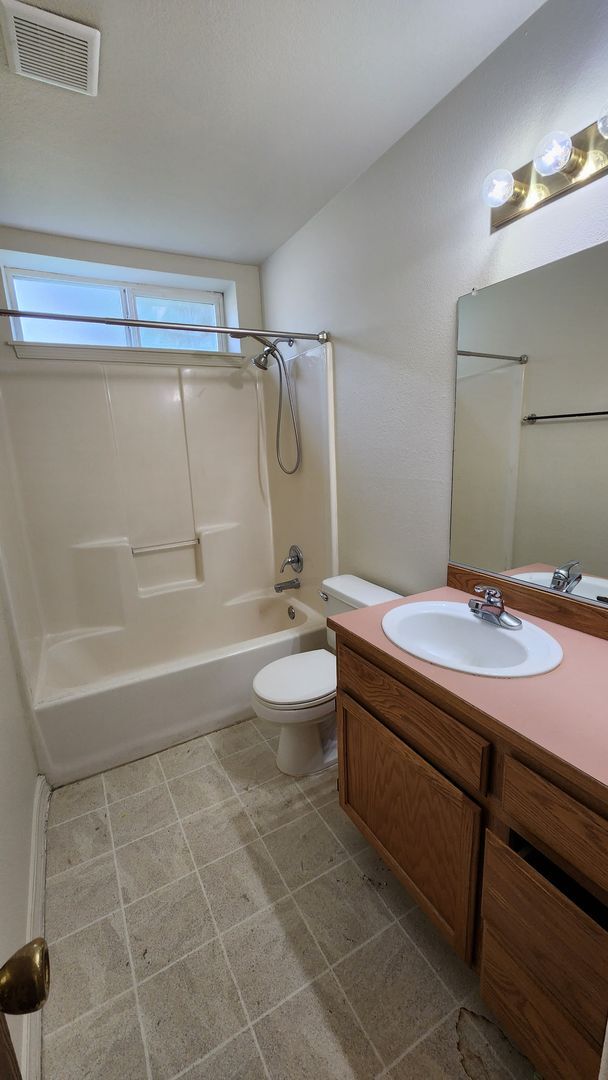 Foto del edificio - 3452 W Lilac Ct