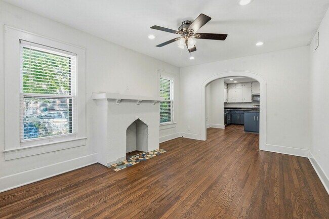 Foto del edificio - 804 Rutherford Pl
