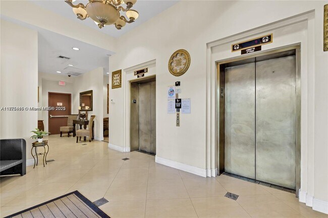 Foto del edificio - 2280 SW 32nd Ave