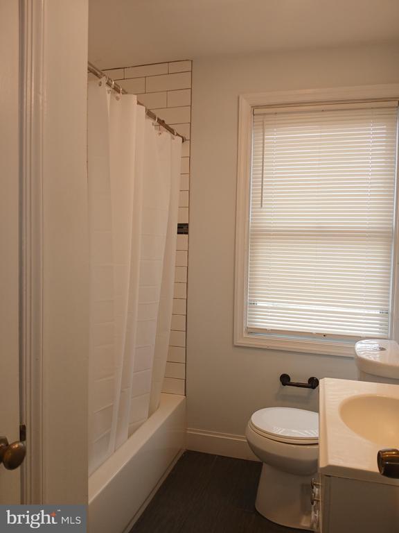 Foto del edificio - 2707 Edison Hwy