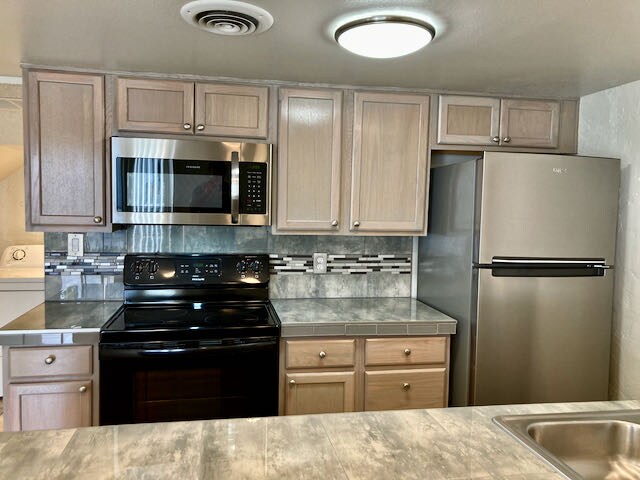 Foto del edificio - 3416 N 44th St