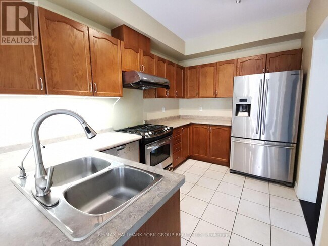 Building Photo - 152 Mahogany Forest Dr