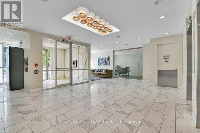 Photo du bâtiment - 201 Parkdale Ave