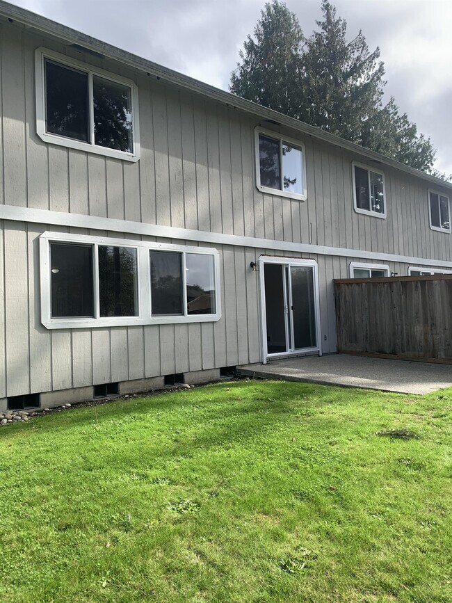Building Photo - 8706 63rd Ave SW
