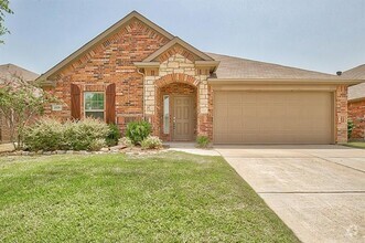 Building Photo - 1529 Castle Creek Dr