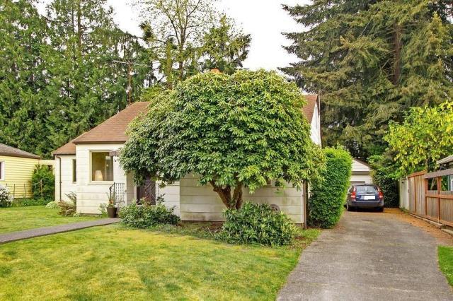 Foto del edificio - 3 bedroom in Seattle WA 98115