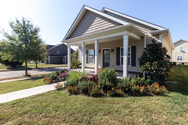 Foto del edificio - 509 Broadberry Ave