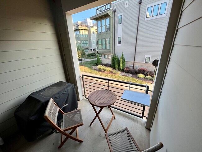 Building Photo - 206 Wesley Heights Way