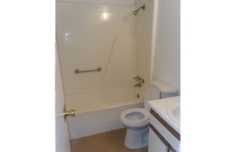 Building Photo - 208 E Wells St