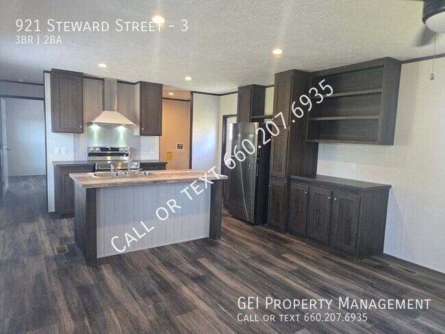 Foto del edificio - 921 Steward St