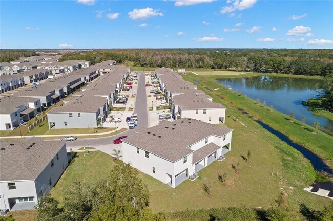 Foto del edificio - 1393 Colt Creek Pl