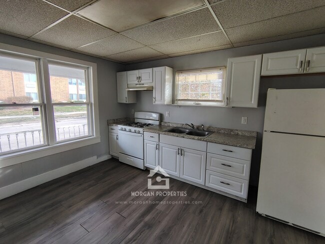 Building Photo - 1211 Fletcher St