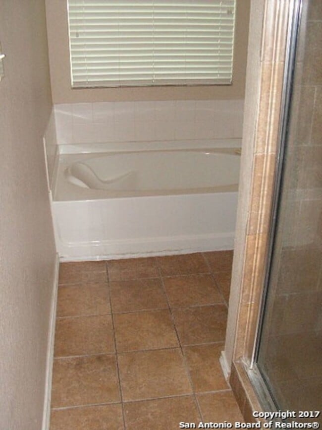 Building Photo - 6602 Nora Vista Wy