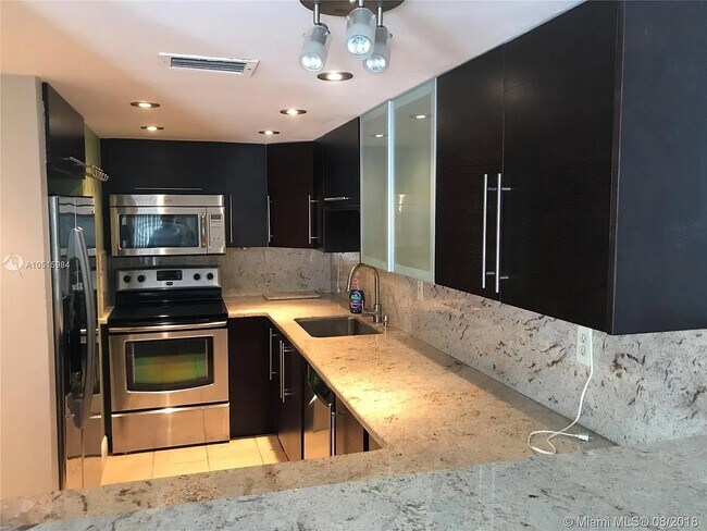 Foto del edificio - 14336 SW 96th Ter