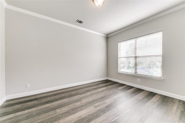 Foto del edificio - 17660 Sequoia Dr