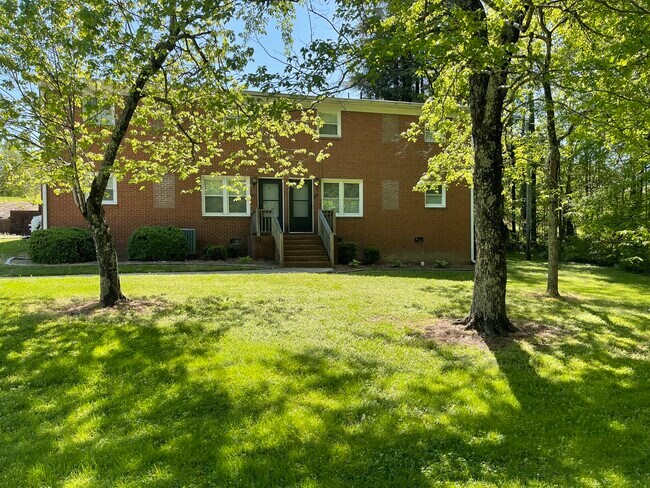 Building Photo - 130 Harmon Dr