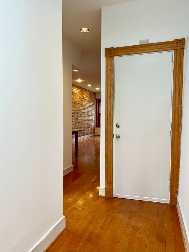 Foto del edificio - 3038 R St NW
