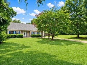 Building Photo - 23423 N Rian Dr
