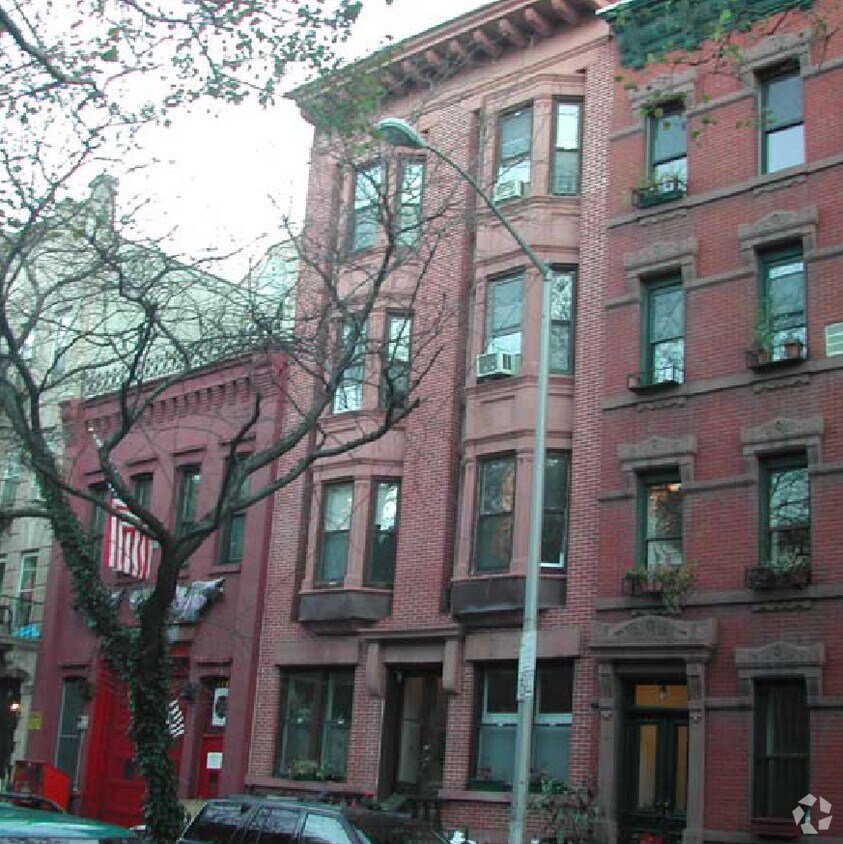 Primary Photo - 411 State St