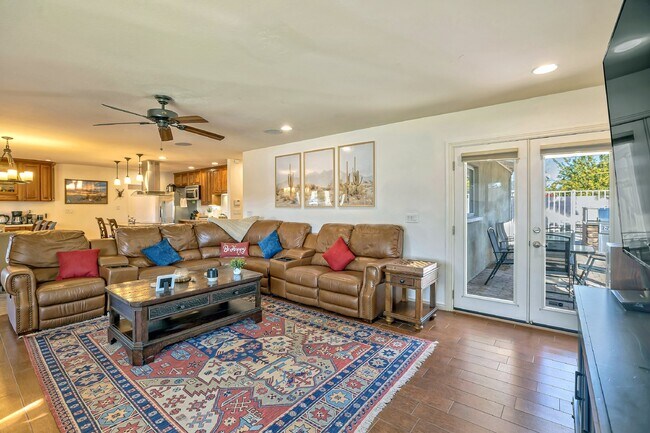 Foto del edificio - Furnished Old Town Residence with Private ...