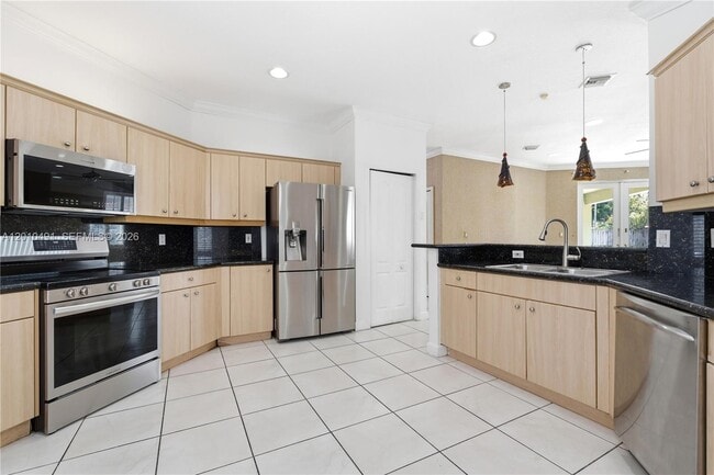 Foto del edificio - 15203 SW 142nd Ave