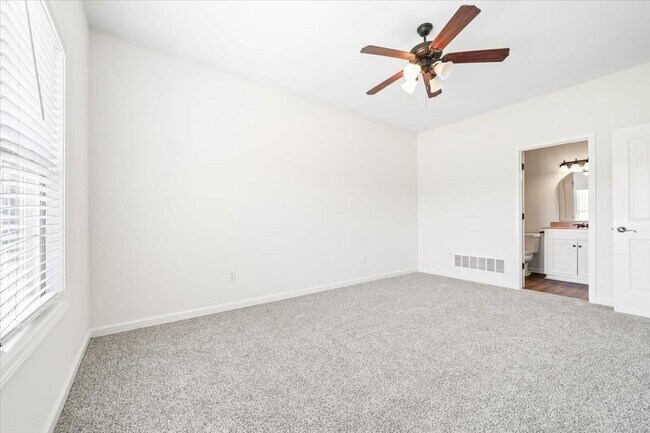 Foto del edificio - 243 Hackberry Cove