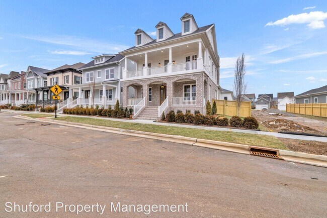 Building Photo - 5 br, 5.5 bath House - 1103 Southbrooke Blvd