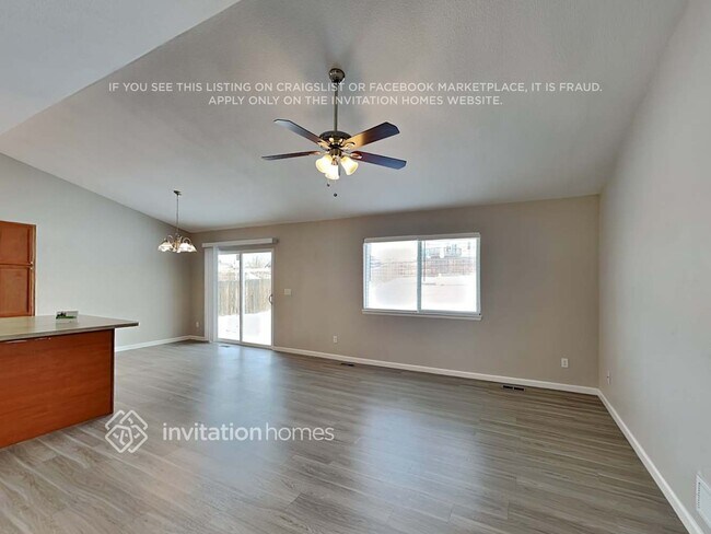 Foto del edificio - 10737 Darneal Dr