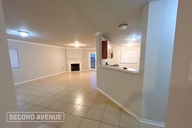 Building Photo - 4615 S Ridgewalk Dr
