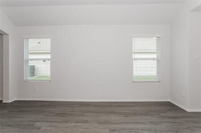 Building Photo - 13633 Briana Brk Ct