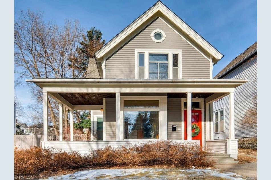 Enter Unit via Red Door, Large Yard - 583 Ashland Ave