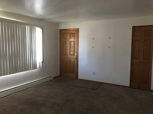 living room - 500 Parkway Dr