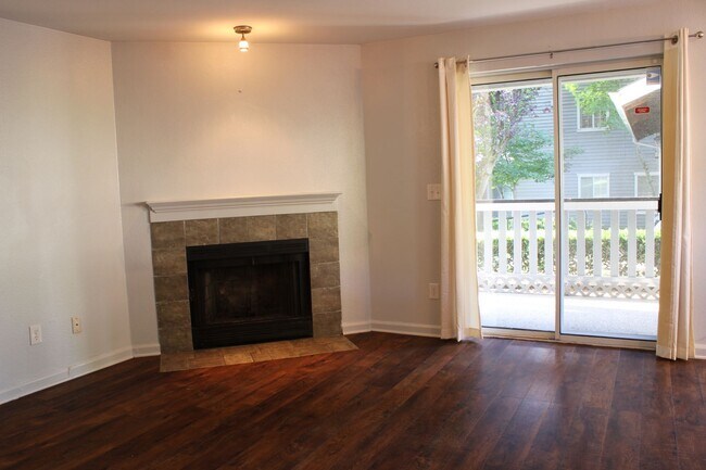 Foto del edificio - 17124 44th Ave W