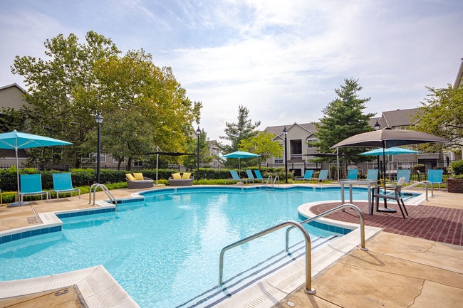 Foto del edificio - Saddle Ridge Apartments