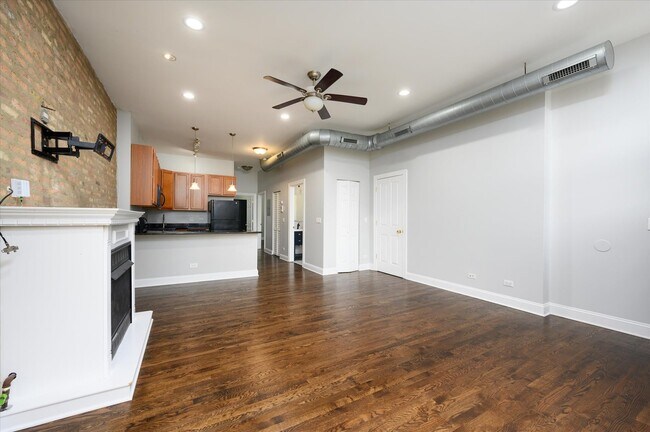 Foto del edificio - 1711 N Whipple St