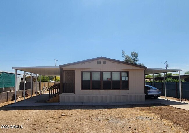Building Photo - 7125 N 68th Dr