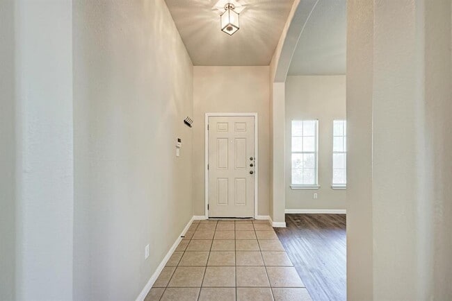 Foto del edificio - 18613 White Water Cove