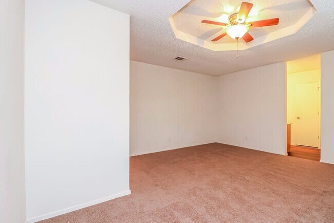 Building Photo - 7753 Chasewood Dr