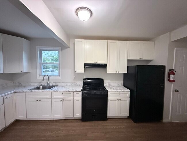 Foto del edificio - 101 Ridge Ave