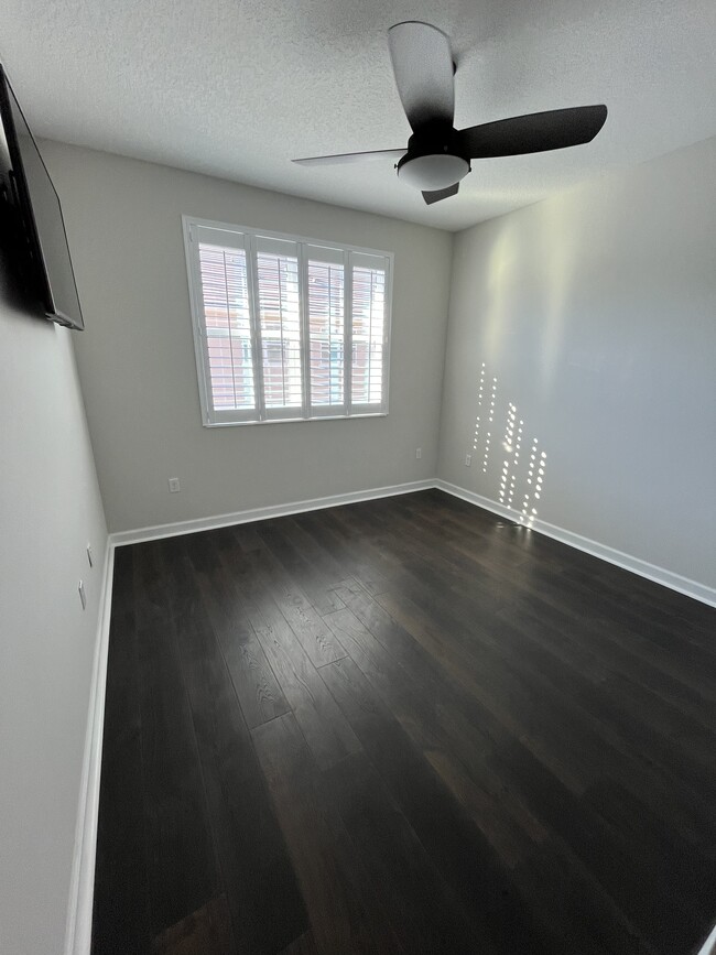 Building Photo - 891 Brutus Ter Building Photo - 891 Brutus Ter