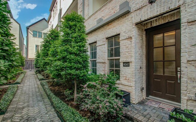 Foto del edificio - 4047 Leeland St