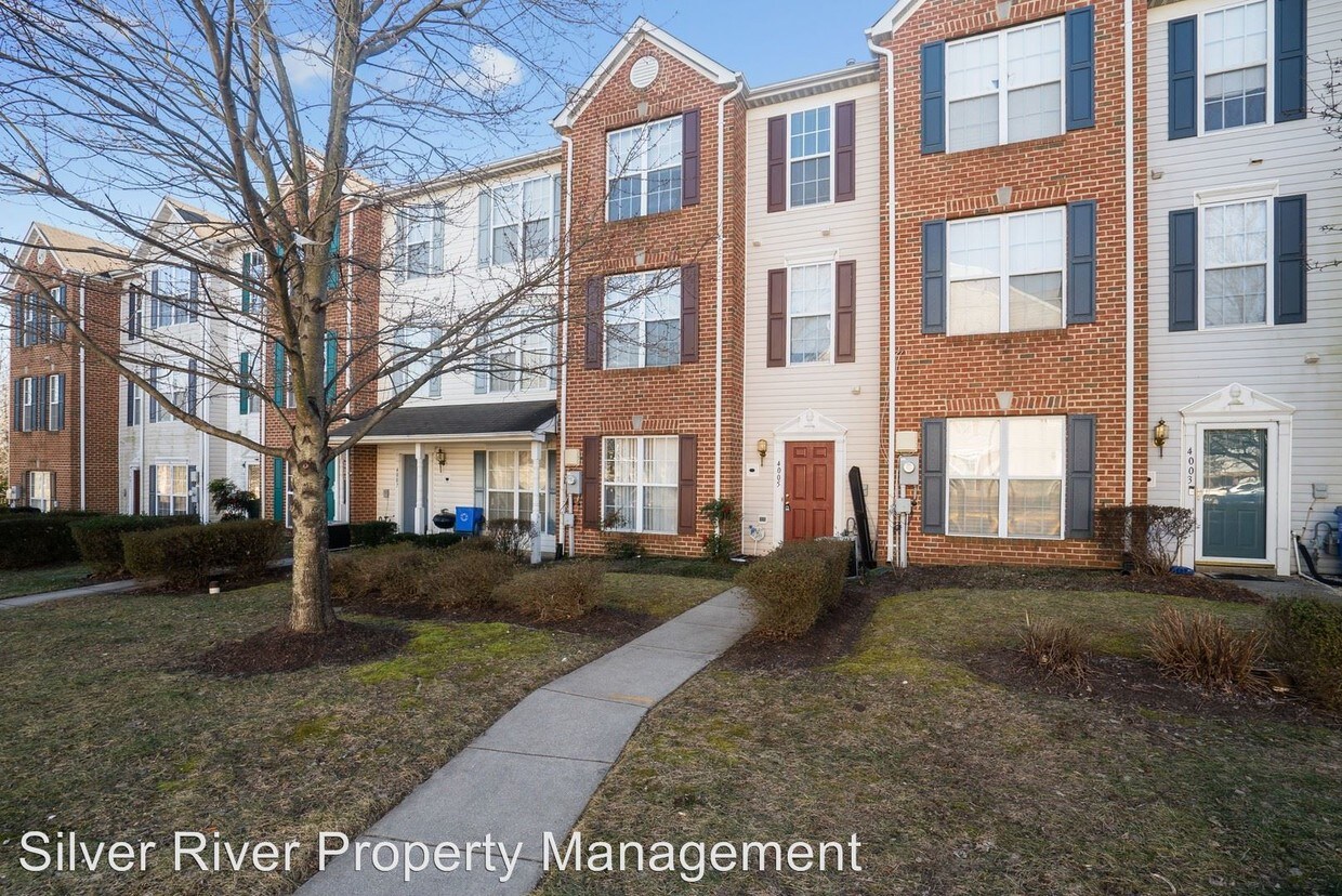 Primary Photo - 3 br, 2.5 bath House - 4005 Elmcrest Ln