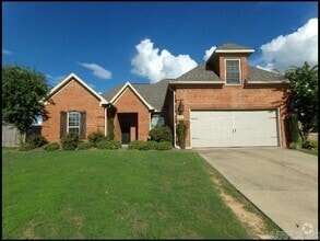 Building Photo - 3050 Mt McGregor