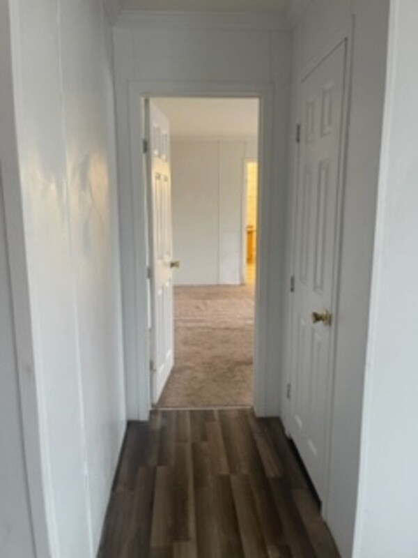 Foto del edificio - 152 Deerfield Rd